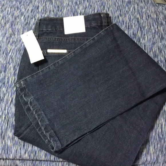 Ellen Tracy Straight Leg Jeans - Picture 3 of 4